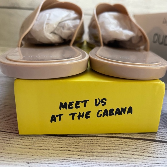 Cabana by Crown & Ivy Tahiti Jelly Sandals - Picture 5 of 9